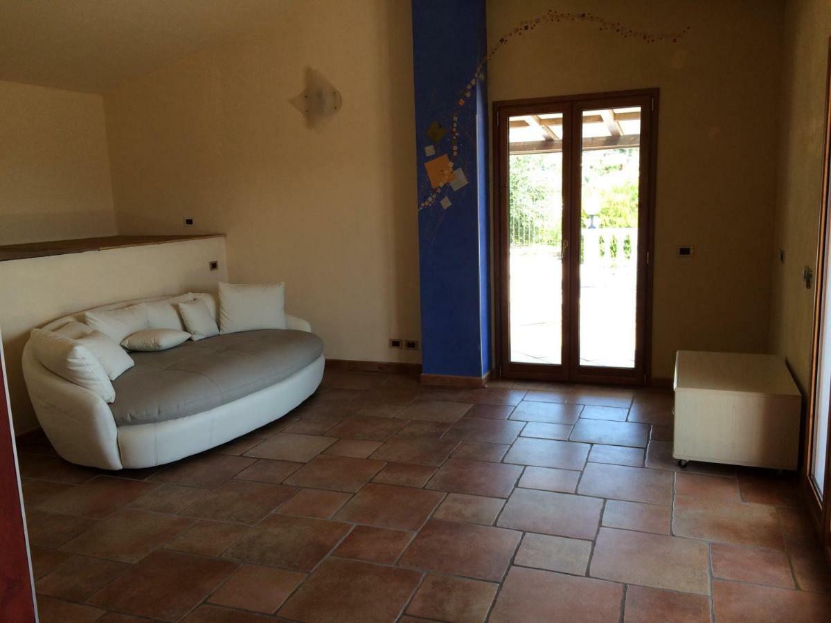 Villa Con Piscina A Imperia, Italy Ngoại thất bức ảnh